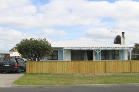 Photo of property in 6 Lodge Avenue, Mount Maunganui, 3116