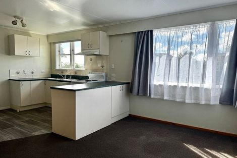 Photo of property in 25 Waihi Road, Hawera, 4610