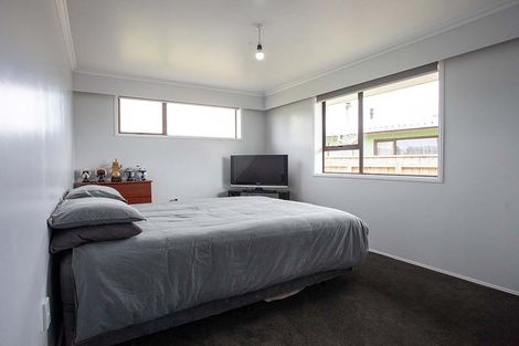 Photo of property in 7 Te Whena Place, Waitara, 4320