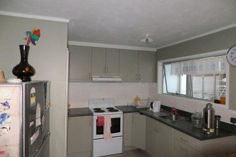 Photo of property in 23 Anich Road, Massey, Auckland, 0614
