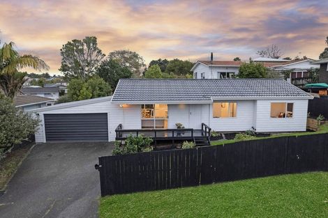 Photo of property in 39 Glynnbrooke Street, Te Atatu South, Auckland, 0610