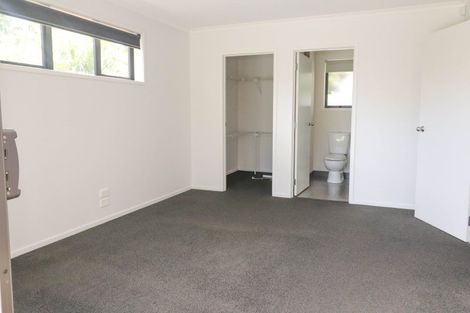 Photo of property in 9 Merrimana Drive, Thames, 3500