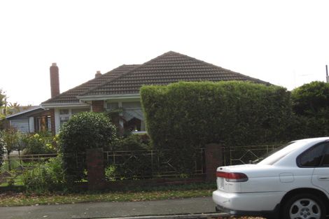 Photo of property in 60 Sawyers Arms Road, Northcote, Christchurch, 8052