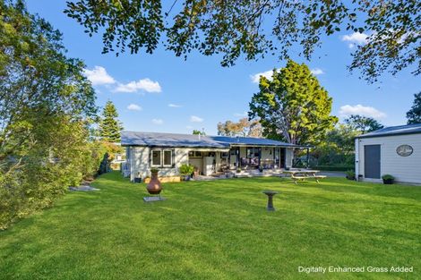 Photo of property in 43 Norfolk Crescent, Feilding, 4702