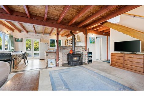 Photo of property in 14a South Lynn Road, Titirangi, Auckland, 0604