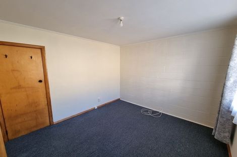 Photo of property in 66- 68 Waihora Crescent, Waitangirua, Porirua, 5024
