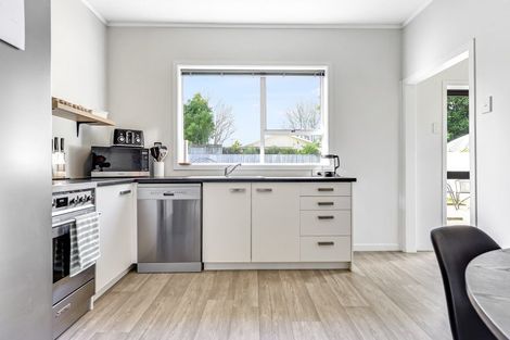 Photo of property in 16 Marire Avenue, Frankton, Hamilton, 3204