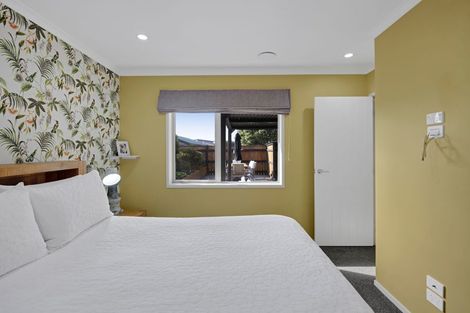 Photo of property in 17 Hira Street, Ohawe, Hawera, 4671