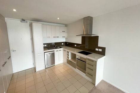 Photo of property in Bella Vista, 2d/84 Gunner Drive, Te Atatu Peninsula, Auckland, 0610