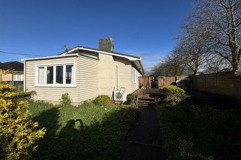 Photo of property in 14 Beatty Road, Pukekohe, 2120