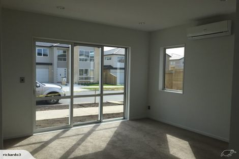 Photo of property in 16 Calcite Avenue, Flat Bush, Auckland, 2019