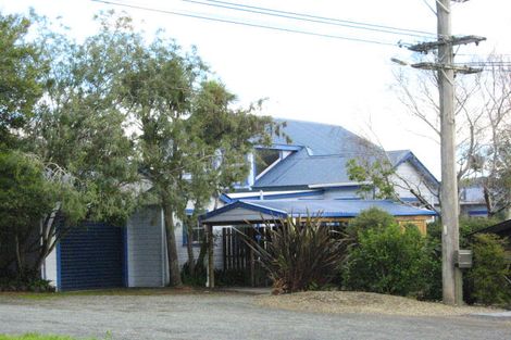 Photo of property in 4 Marion Street, Macandrew Bay, Dunedin, 9014
