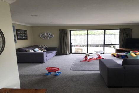 Photo of property in 12a Max Short Drive, Pukekohe, 2120