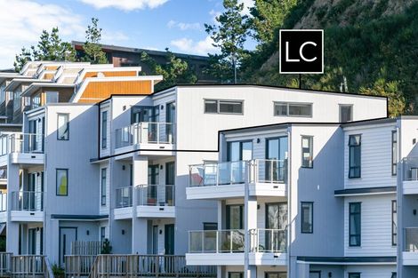 Photo of property in 6/69 Tiketike Way, Brooklyn, Wellington, 6021