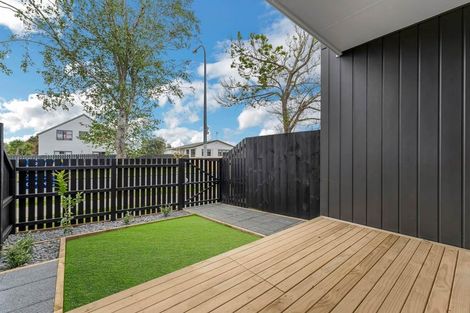 Photo of property in 22/17 Barneys Farm Road, Clendon Park, Auckland, 2103