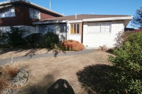 Photo of property in 5 Salford Avenue, Redwood, Christchurch, 8051