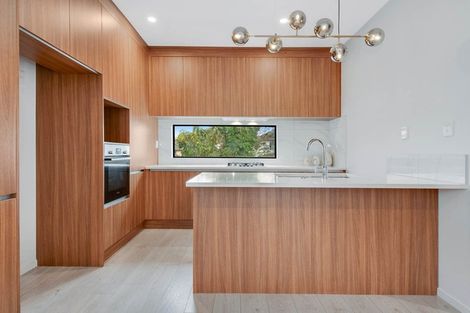 Photo of property in 57d Hogans Road, Glenfield, Auckland, 0629