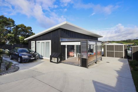 Photo of property in 1 Wharuka Glade, Mangawhai, 0505