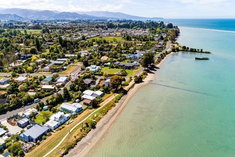 Photo of property in 9 Trewavas Street, Motueka, 7120