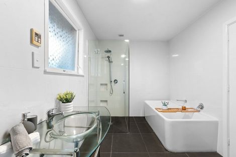 Photo of property in 142 Highsted Road, Casebrook, Christchurch, 8051