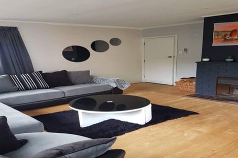 Photo of property in 18 Owhiti Street, Titahi Bay, Porirua, 5022