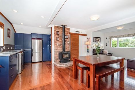 Photo of property in 2/26 Glenvar Road, Torbay, Auckland, 0630