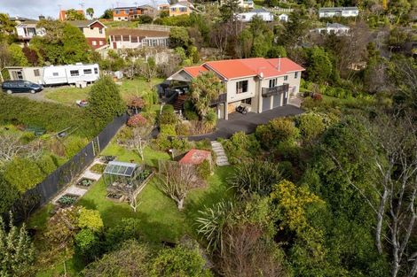 Photo of property in 8 Cove Street, Roseneath, Port Chalmers, 9023