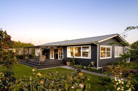 Photo of property in 3 East Street, Greytown, 5712