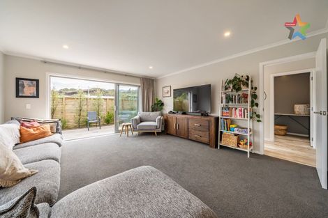 Photo of property in 59 Grovedale Square, Wainuiomata, Lower Hutt, 5014