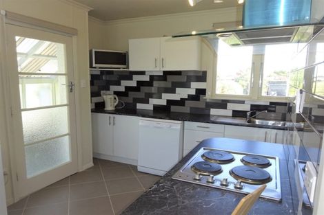 Photo of property in 36 Seabury Avenue, Foxton Beach, Foxton, 4815