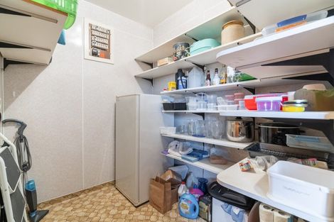 Photo of property in 18 Waterford Drive, Winton, 9720