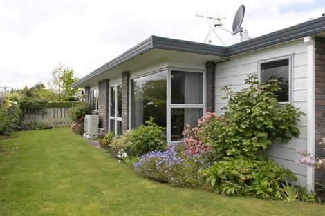 Photo of property in 2/56 Pataka Road, Taupo, 3330