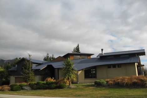 Photo of property in 29 Penrith Park Drive, Wanaka, 9305