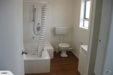 Photo of property in 37e Frankmoore Avenue, Johnsonville, Wellington, 6037