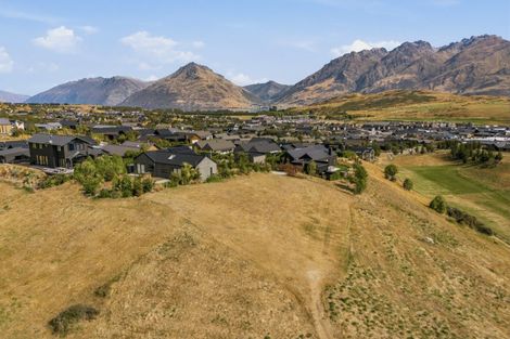 Photo of property in 6 Wanderer Lane, Jacks Point, Queenstown, 9371