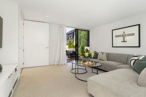 Photo of property in 34d Glandovey Road, Fendalton, Christchurch, 8052