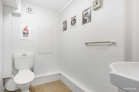 Photo of property in 38 Woodside Road, Massey, Auckland, 0614
