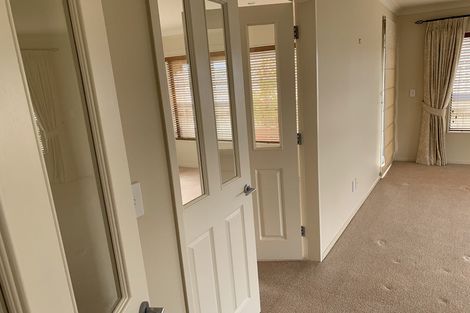 Photo of property in 214 Westchester Drive, Churton Park, Wellington, 6037