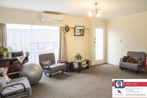 Photo of property in 2/9 Miraka Place, Birkenhead, Auckland, 0626