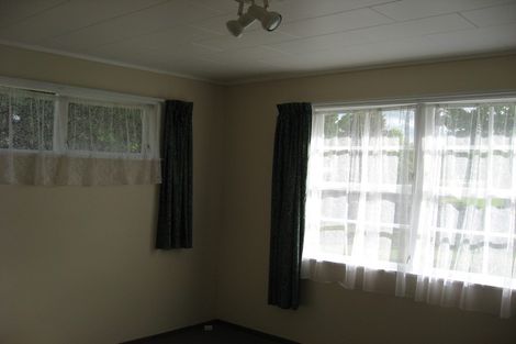 Photo of property in 1 Kintara Drive, Massey, Auckland, 0614