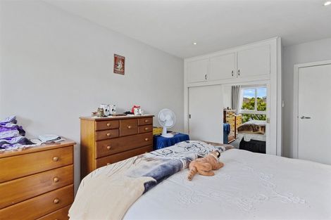 Photo of property in 5 Sarabande Avenue, Redwood, Christchurch, 8051