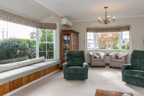 Photo of property in 87 Meeanee Road, Taradale, Napier, 4112