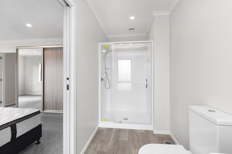 Photo of property in 12 Emmadale Lane, Hamilton East, Hamilton, 3216