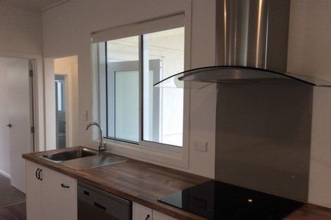 Photo of property in 28 Victoria Road, Mount Maunganui, 3116