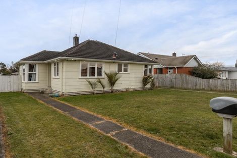 Photo of property in 5 Clyde Street, Levin, 5510