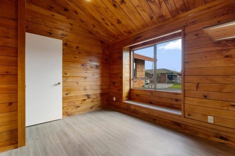 Photo of property in 24 Halcione Close, Flagstaff, Hamilton, 3210