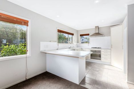 Photo of property in 6 Routeburn Avenue, Aotea, Porirua, 5024