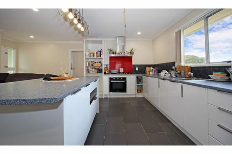 Photo of property in 7 Gambare Place, Wattle Downs, Auckland, 2103
