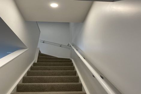 Photo of property in 62u2 Spenmoor Street, Newlands, Wellington, 6037