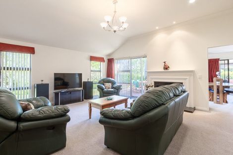 Photo of property in 177 Mazengarb Road, Paraparaumu, 5032